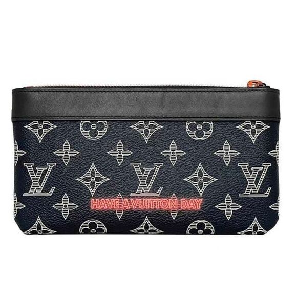 Louis Vuitton Apollo Pochette Navy Canvas Clutch Bag (Pre-Owned) - Picture 2 of 11